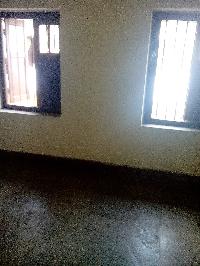 2 Bhk flat for rent in appartment at Kankarbagh With parking For family