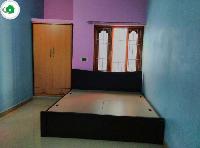 A 1 B h k flat for rent in Anandpuri