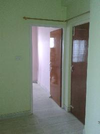 2 BHK FLAT IN HOUSE AND APARTMENT