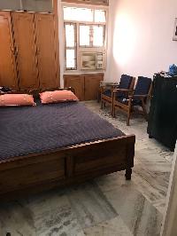 1 Room Fully Furnished With Ac Boring Road Patna