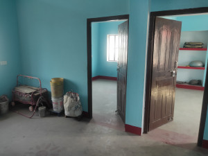2bhk flat and single room 